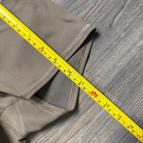 Lululemon Women's Wunder Train High-Rise Short 2" - Nomad - Picture 6 of 7